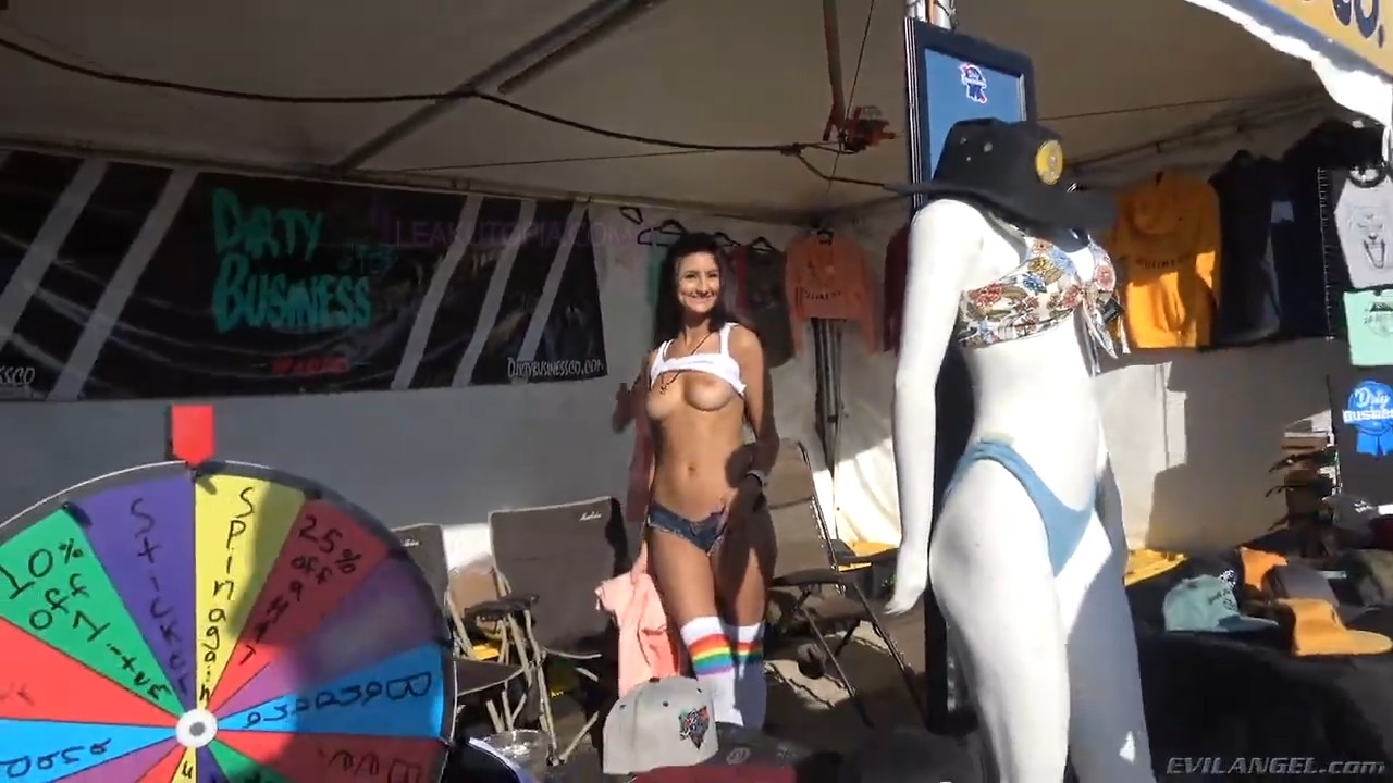 Eliza Ibarra Sextape With Jessy Jones Leaked